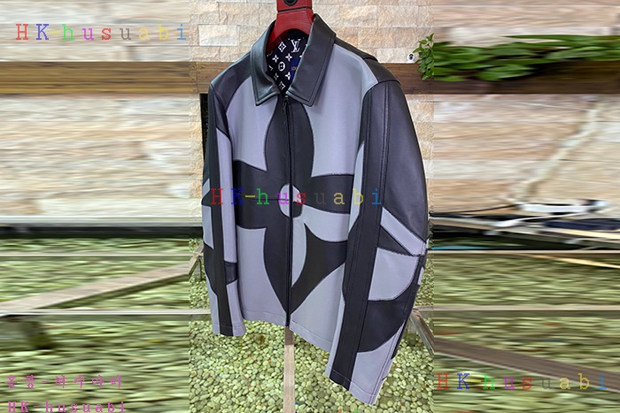 NEW 루이비통 가죽자켓  신상 LV 884235