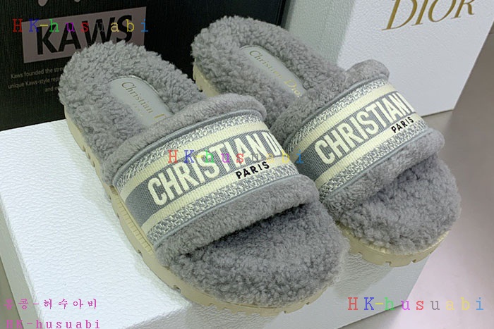 NEW 디올 신발 신상 DR 824550