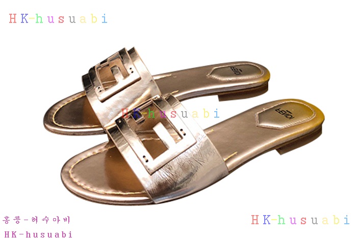 NEW 펜디 샌들 신상 FD 552401