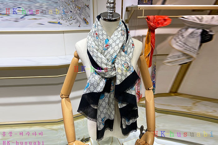 NEW 구찌 스카프 신상 GU 885229