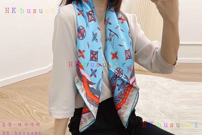NEW 루이비통 스카프 신상 LV 885221
