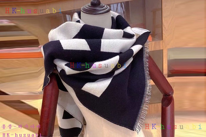 NEW 버버리 스카프 신상 B 529206