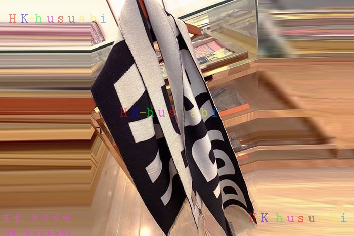 NEW 버버리 스카프 신상 B 529206