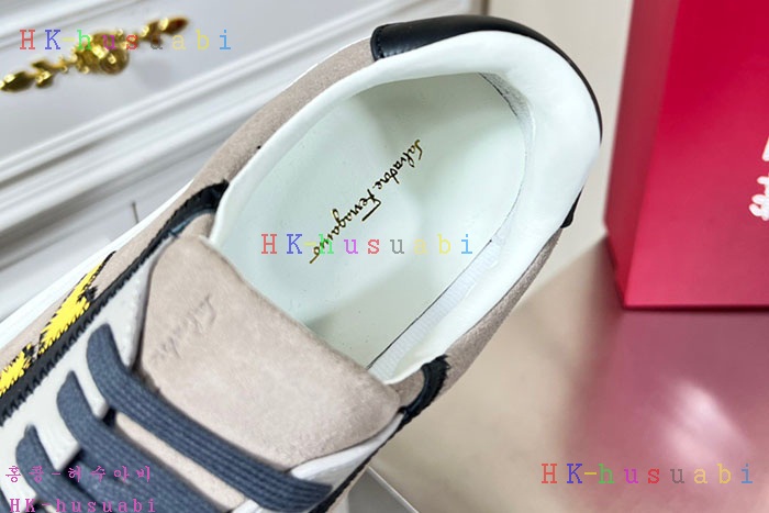 NEW 페라가모 스니커즈 신상 F 965551