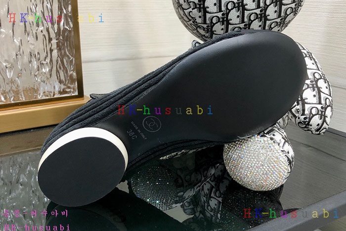 NEW 샤넬 신발 신상 C 523358