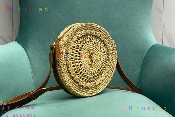 ★미러급★입생로랑 라피아 가죽  SAC ROND 백 685601