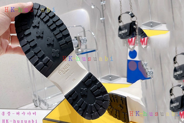 NEW 펜디 부츠 신상 FD 3424001