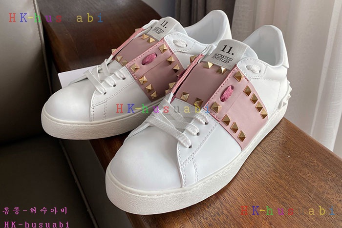 NEW 발렌티노 스니커즈 신상 V 978808
