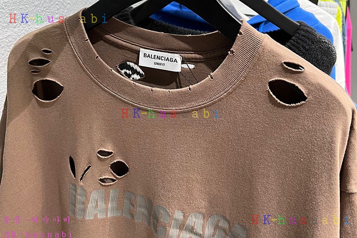 NEW 발렌시아가 반팔티 신상 B 95280258