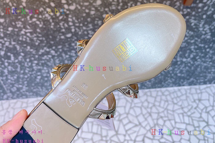 NEW 발렌티노 샌들 신상 V 9340031