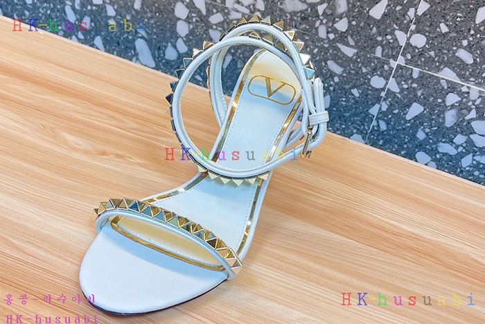 NEW 발렌티노 샌들 신상 V 9340509