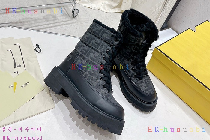 NEW 펜디 부츠 신상 FD 333575
