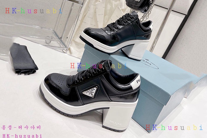 NEW 프라다 스니커즈 신상 P 266202