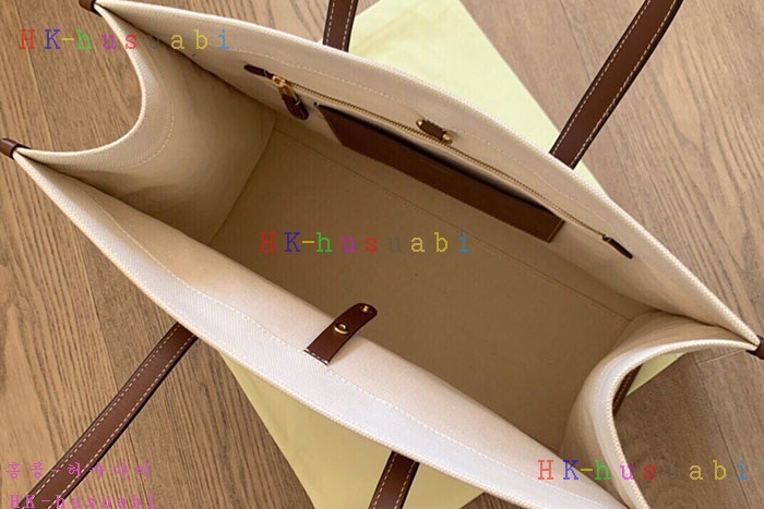★미러급★버버리 투톤 캔버스 레더 미디엄 프레야 토트  80441291