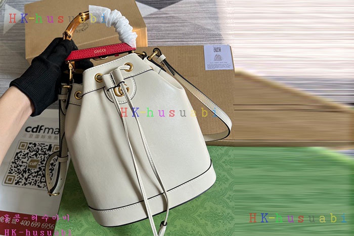 ★미러급★구찌 디아나 스몰 버킷 숄더백 724652