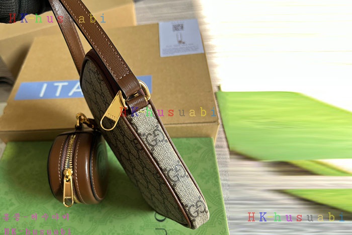 ★미러급★구찌 인터로킹 G 미니 크로스 숄더백 700959
