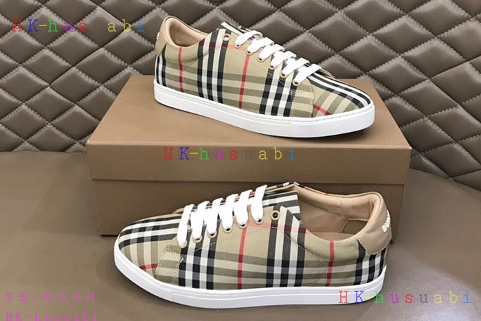 NEW 버버리 스니커즈 신상 BB  9654401