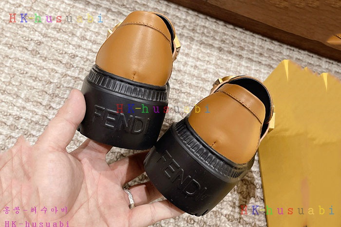NEW 펜디 신발 신상 FD 8866040