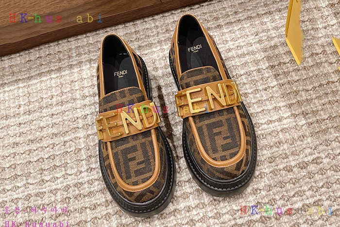 NEW 펜디 신발 신상 FD 8866040
