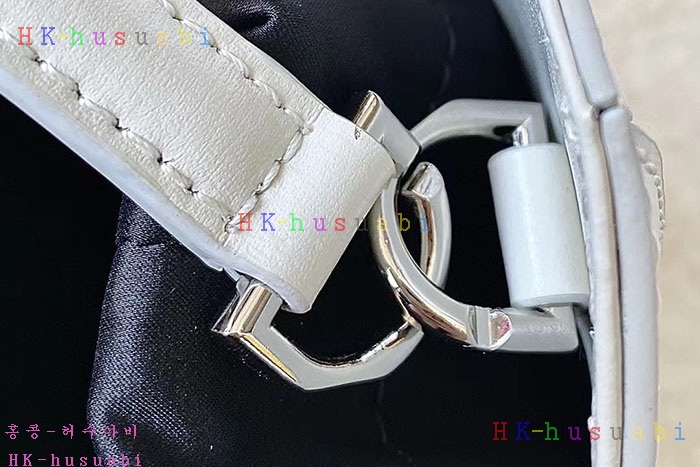 ★미러급★지방시 복스 가죽 미니 컷 아웃 버킷 백 BB50NRB1GV