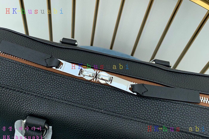 ★미러급★버버리 레더 브리프케이스 855550