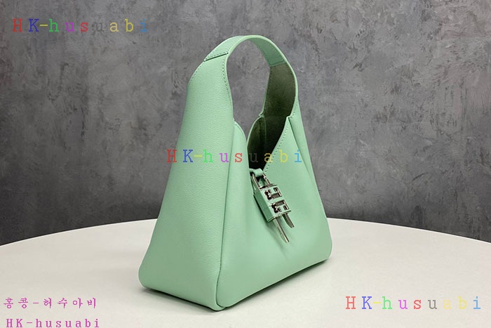 ★미러급★지방시 가죽 미니 G-Hobo 백 BB50QNB1LY