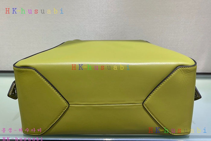 ★미러급★프라다 슈퍼노바 핸드백 미듐 1BA365-5