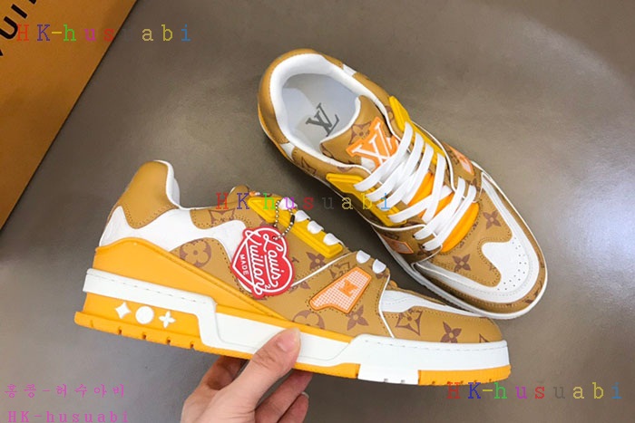 NEW 디올 신발 신상 DR 872408