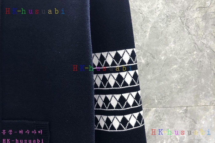NEW 톰브라운 집업니트 신상 TB 528676