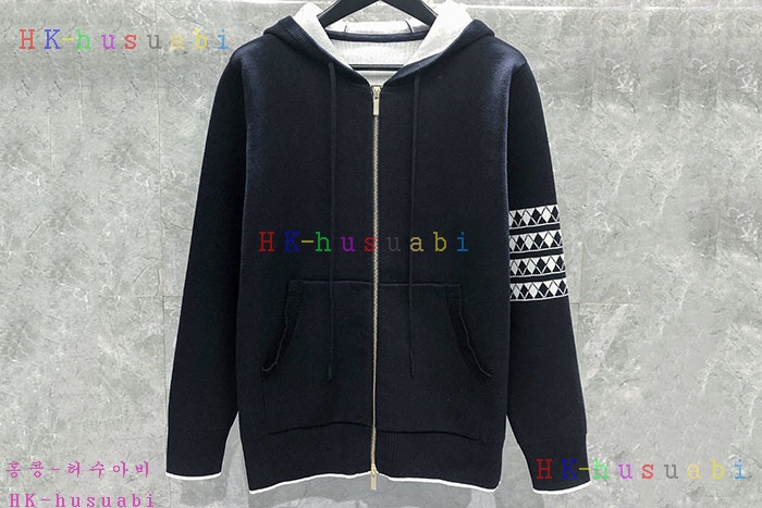 NEW 톰브라운 집업니트 신상 TB 528676
