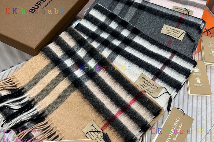 NEW 버버리 머플러 신상 BB  9652202