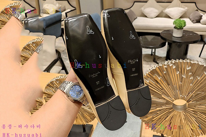 NEW 프라다 신발 신상 P 527112