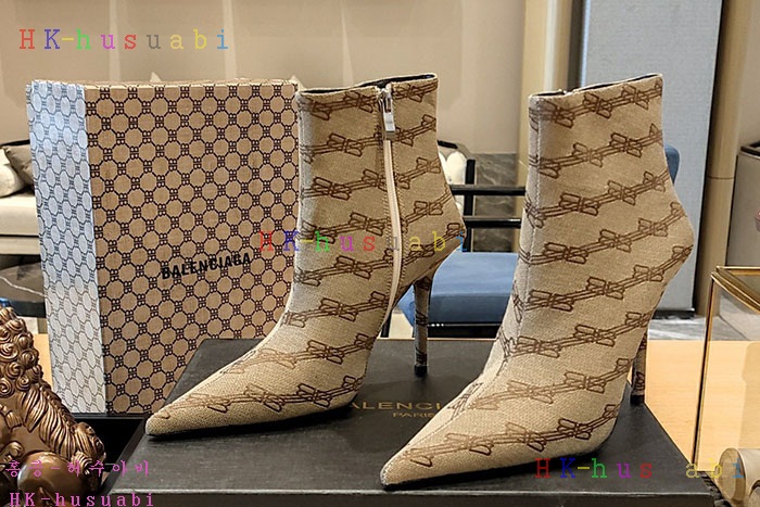 NEW 발렌시아가 신발 신상 B 72239905