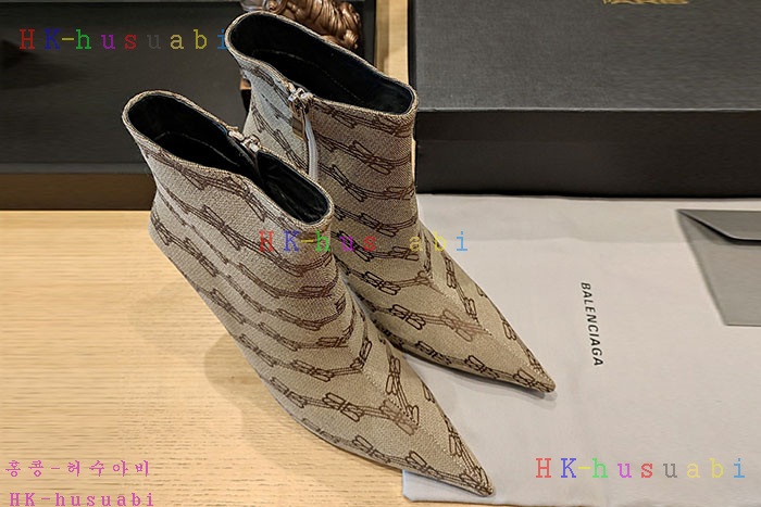 NEW 발렌시아가 신발 신상 B 72239905