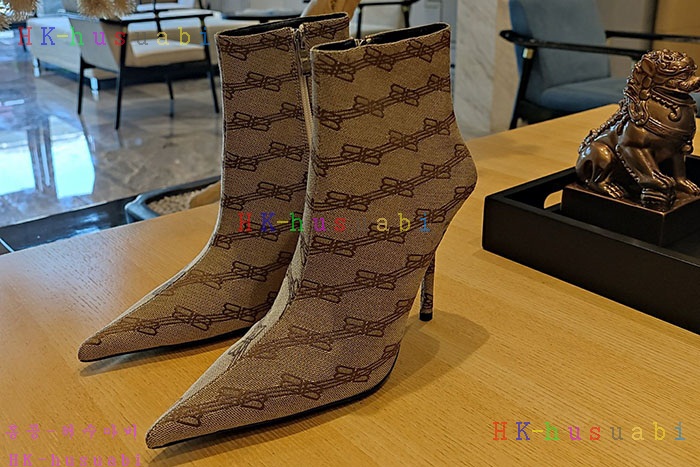 NEW 발렌시아가 신발 신상 B 72239905