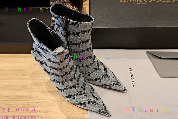 NEW 발렌시아가 신발 신상 B 72239903