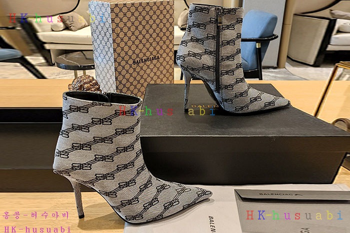 NEW 발렌시아가 신발 신상 B 72239903