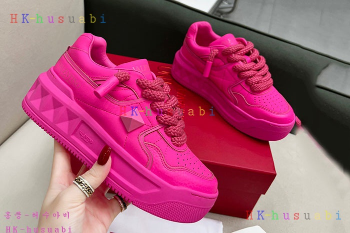 NEW 발렌티노 스니커즈 신상 V 555802
