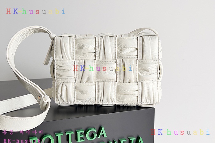 ★미러급★보테가베네타 카세트백 717089-3