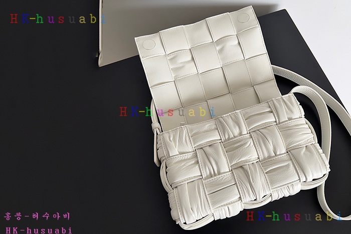 ★미러급★보테가베네타 카세트백 717089-3