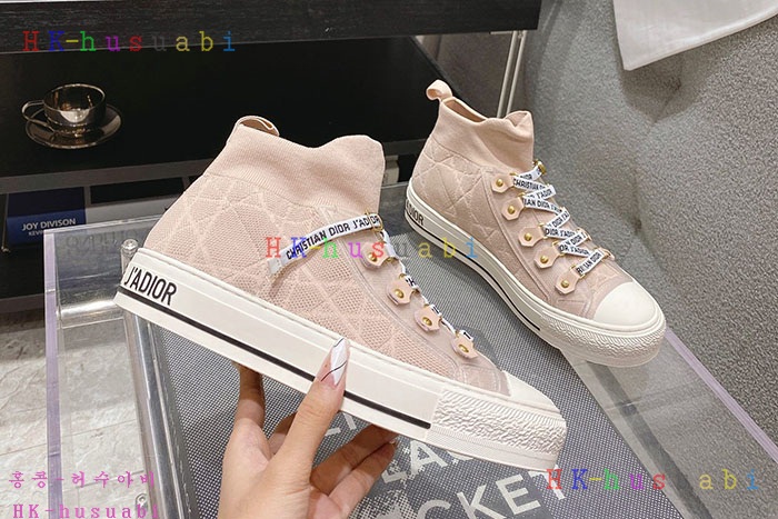NEW 디올 신발 신상 DR 833552