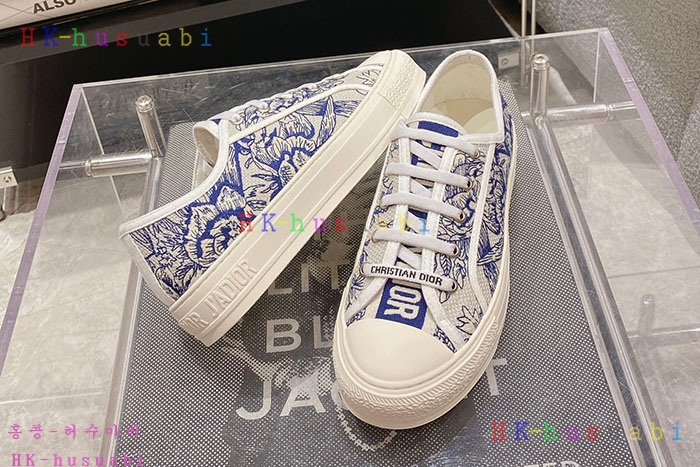 NEW 디올 신발 신상 DR 833558