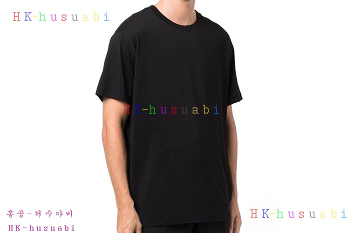 NEW 페라가모 반팔티 신상 F 663802