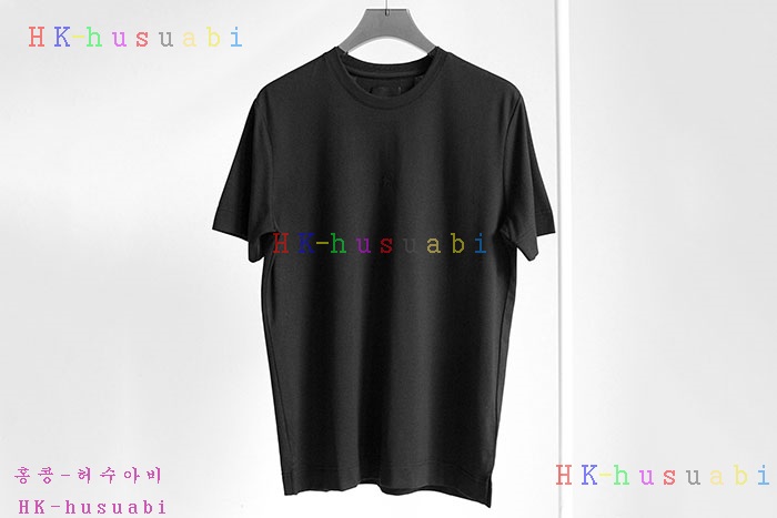 NEW 페라가모 반팔티 신상 F 663802