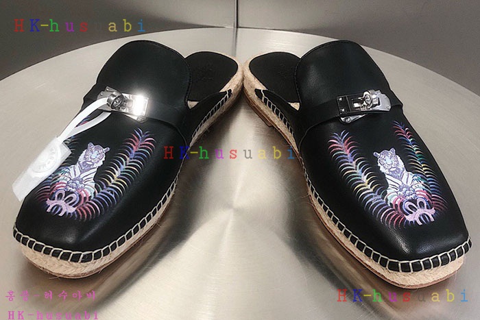 NEW 에르메스 신발 신상 H 5566800
