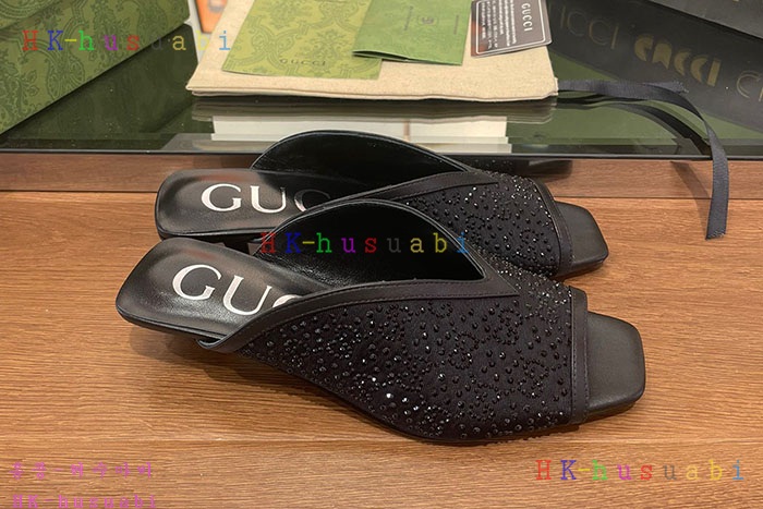 NEW 구찌  샌들 신상 GU 388422