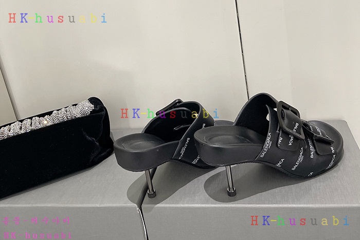 NEW 발렌시아가 신발 신상 B 7470014