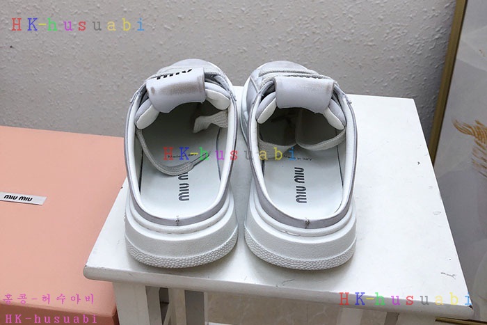 NEW 미우미우 신발 신상 MU 747001