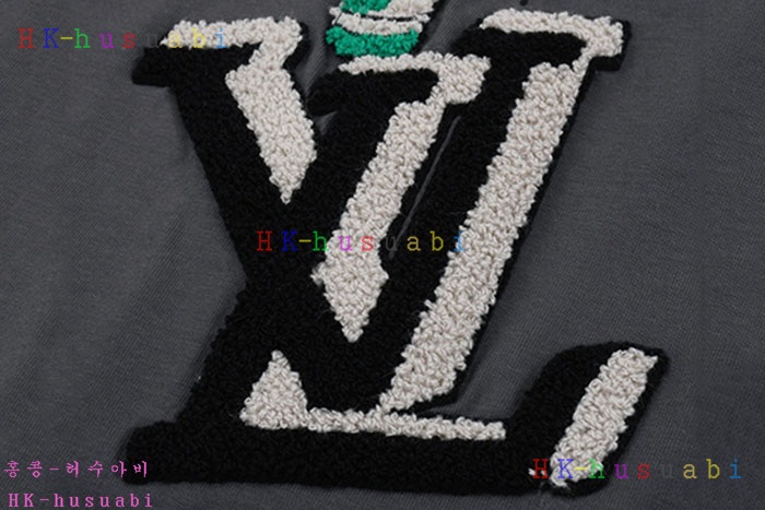 NEW 루이비통 반팔티 신상 LV 222412