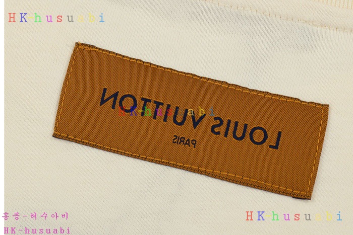 NEW 루이비통 반팔티 신상 LV 222410